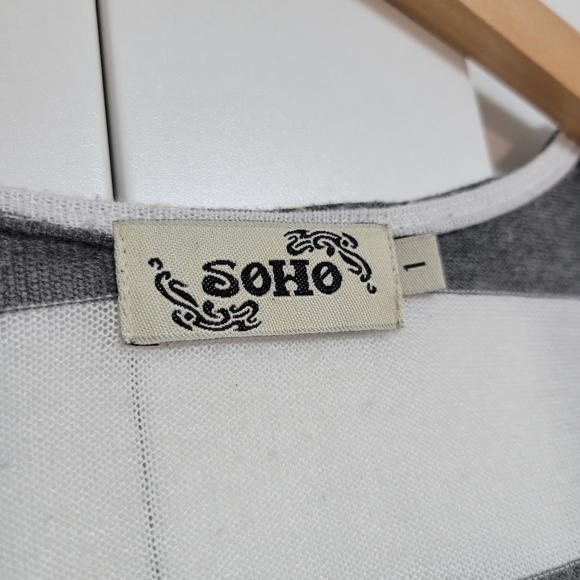 ✨️3 For $30✨️Soho Flowy Tank (M) - Picture 4 of 9